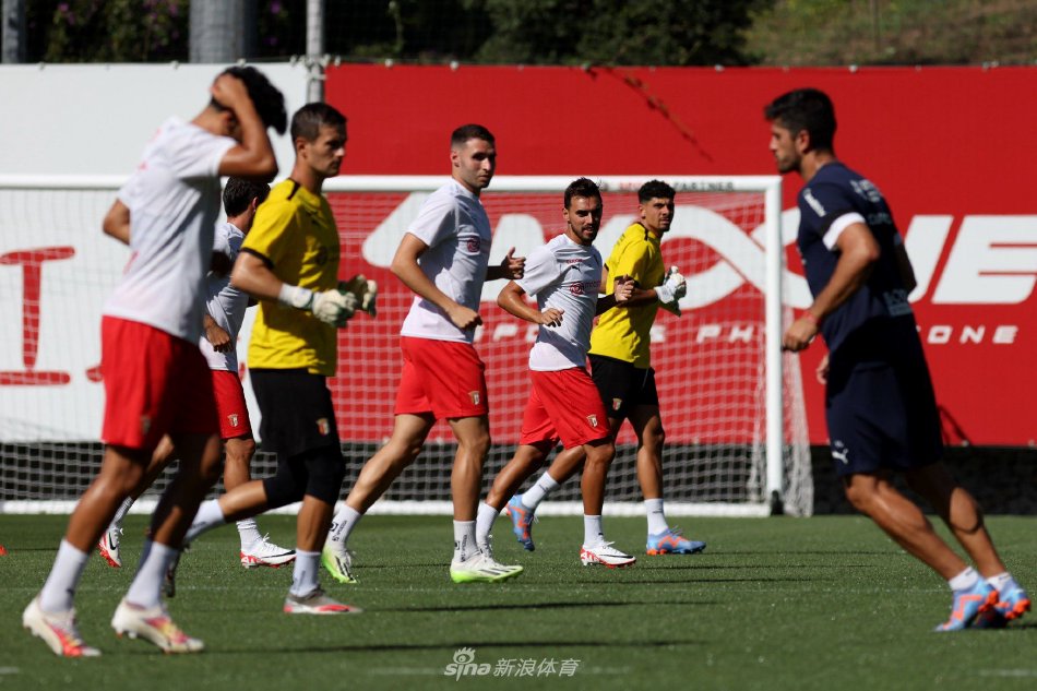 他在场上的 他在场上的